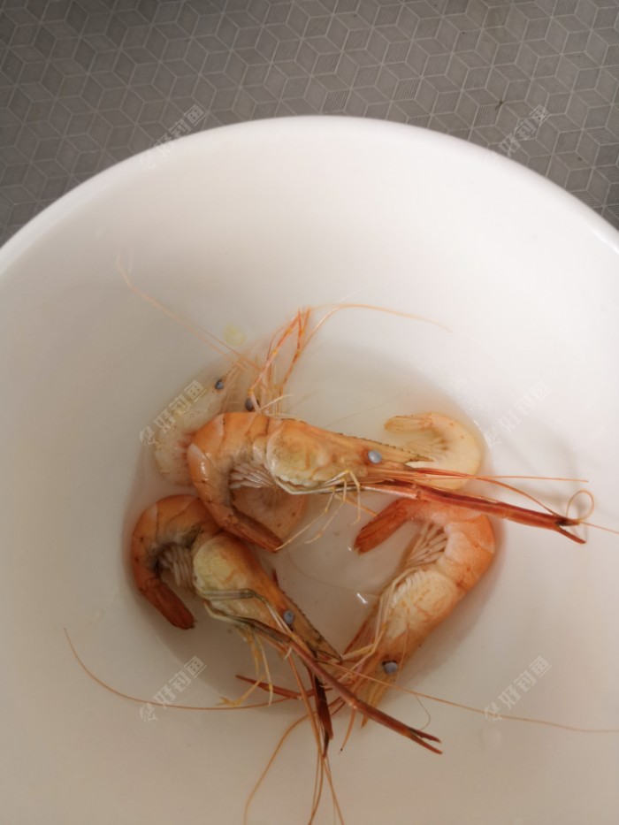 水煮野生河虾