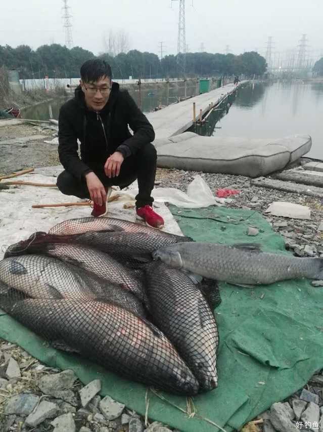 昨天狂拉大青鱼爆护非常过瘾