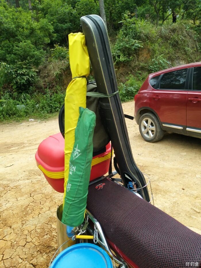 暴雨来前去解毒检验改装钓鱼车