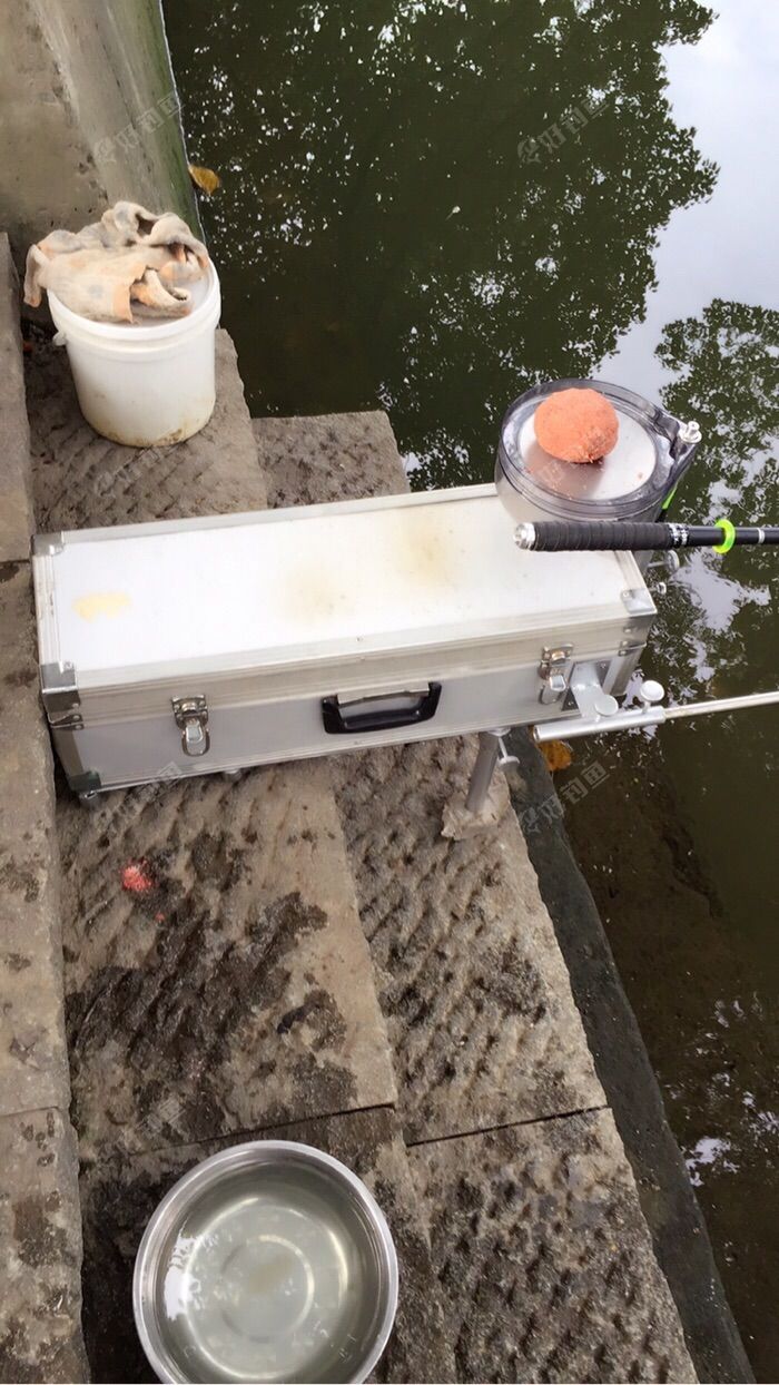 捡个箱子,改成钓箱